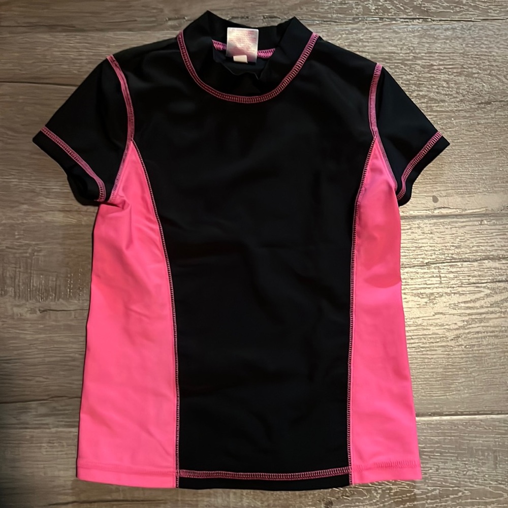 Xhilaration Rash Guard / Girls swim top / cover up Small 6-6X 🏄🏽‍♀️ ☀️ 🌊